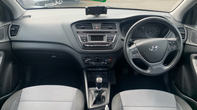 Hyundai i20 1.2 SE 5dr Petrol Hatchback